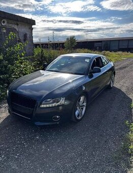 Rozpredam Audi A5 3.0 TDi 176kw 6 rýchlostný manual Quatro . - 1