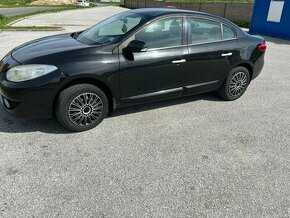 Renault Fluence 1,6 16V benzín 81kW - 2010