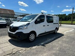 Renault Trafic 6 miestne