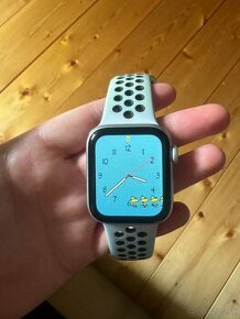 Apple Watch Series 5 - 1