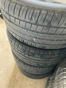 245/40 R18 - 1