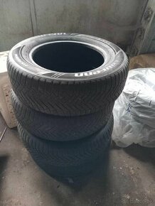 Predám Zimné pneu 215/65 r16 DOT 2022