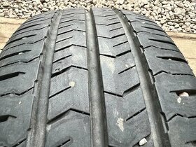 215/65R15C 104/102T Nexen Roadian CT8 - 1