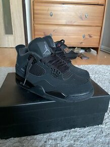 Jordan 4 Black cat