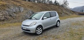 Daihatsu SIRION 4x4 Toyota PASSO 4x4