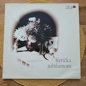 LP - Malokarpatska kapela, Kyticka jubilantom, Piesne, Pisni