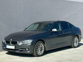 ROZPREDÁM BMW F30 320i na diely - 1