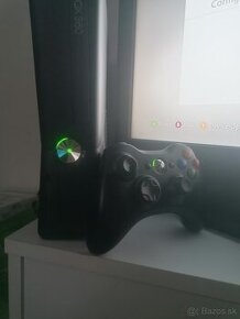 Xbox 360 + hry