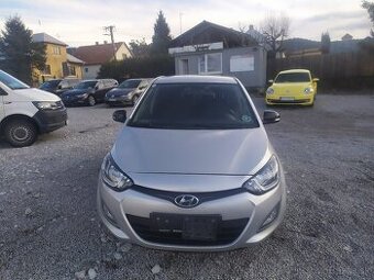 Hyundai I20