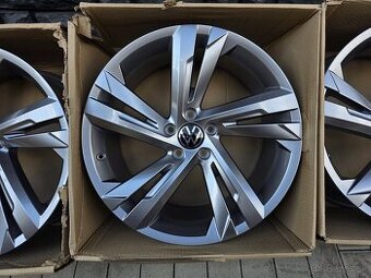 5x112 R19 VW Valencia Tiguan Rline Nepoužite - 1