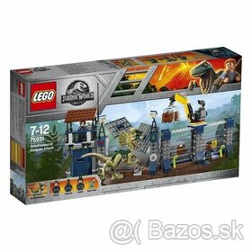 Lego Jurassic World 75931 Útok Dilophosaura na strážne stano - 1