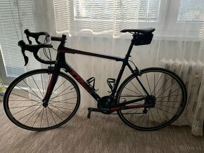 TREK EMONDA S5 ČIERNO ČERVENÁ 58cm Karbon 2017