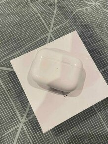 Airpods Pro rozbalene