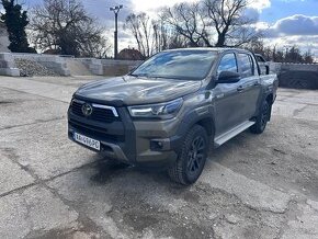 Toyota Hilux Invincible 2024/04 - 1