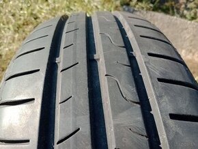 Predam 4ks pneu 185/60/r15  letne 84H  Dunlop