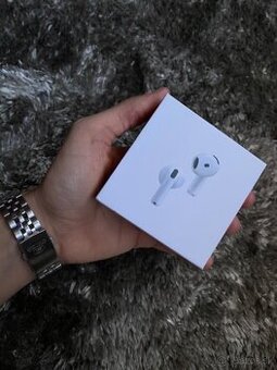 Air pods 4