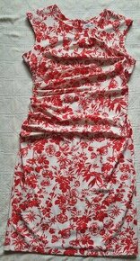 Kvetované šaty Rinascimento