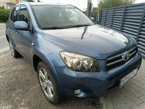 TOYOTA RAV4 - PREDAJ AJ NA SPLÁTKY