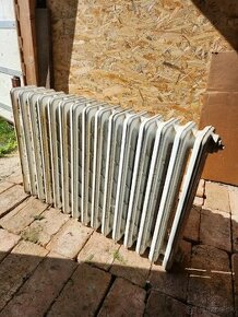 Radiator liatinovy