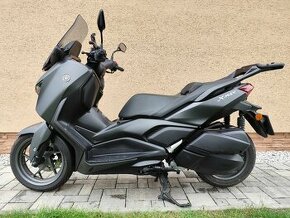 Yamaha xmax 300