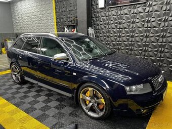 Audi S4 4.2 Quattro - 1