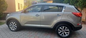 Kia sportage 1,7Crdi 2015 max vybava alcantra.navi.