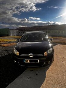 Predám VW Golf   1390cm3/ 118kW    r.v. 2009 benzín, automat