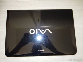 Predam mini notebook znacky Sony Vaio