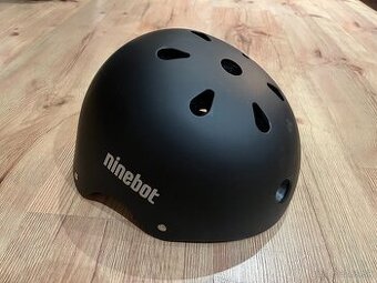 Prilba Segway Ninebot