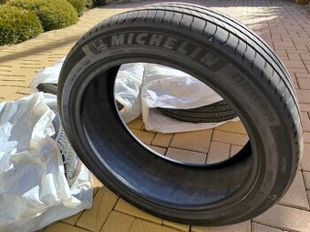 Takmer nové 4 ks letné pneumatiky Michelin 235/45 R20 100V