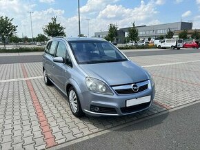 Opel Zafira 1.9 CDTi 7míst 6 rychlostí digi klima