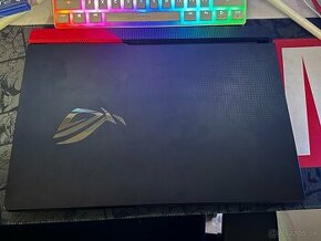 Asus Rog Strix G513 - 1