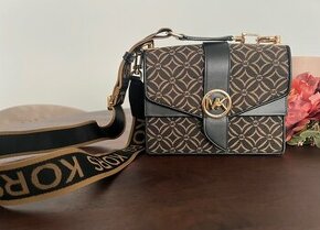 Michael Kors stala 542 eur