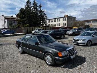 Mercedes-Benz 200 124E