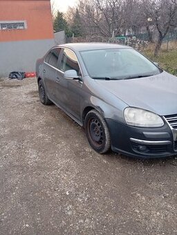 Predám,alebo rozpredám vw.jetta rv.2008 1.9tdi..dsg