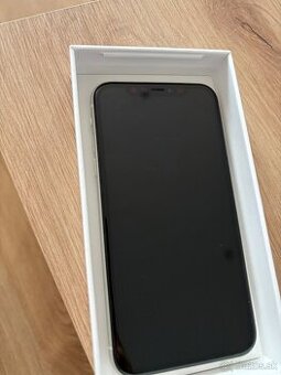 iPhone 11 64GB