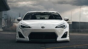 Toyota GT86 Aero Carbon + HKS kompresor - 1