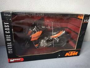 KTM 990 Super Duke - 1