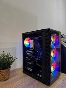 Herne pc i5, rx 580 8GB, 16GB RAM, ssd, win 10, RGB