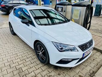 SEAT LEON 1.5 TSI 130k FR, BLACK LIMITED