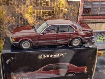 BMW E32 730i 1:18 Minichamps