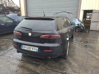 Predám dvere na alfa 159 - 1