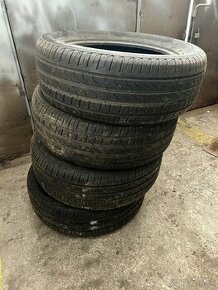 Pneumatiky 215/55/R16 Pirelli