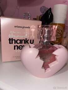 Ariana Grande - thank u next parfume - 1