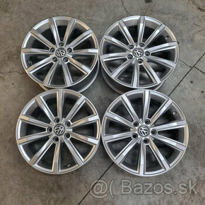 Originál Volkswagen PASSAT disky 5x112 R17 ET40