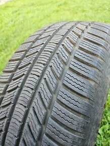 2ks zimnych pneu 215/55 R17 CONTINENTAL