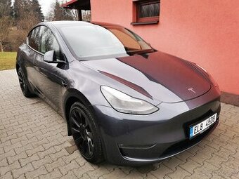 Tesla model Y long range, autopilot - 1