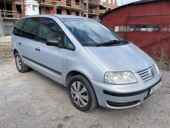 VW Sharan 1.9 TDI - 7 míst