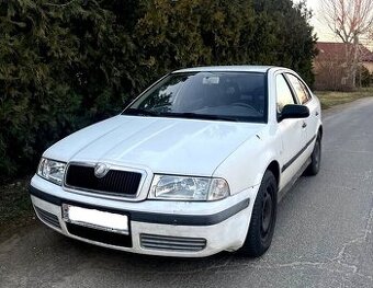 Skoda Octavia 1.6 benzin + tazne zariadenie