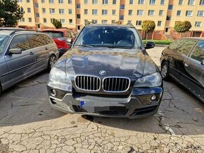 BMW X5 3.0 X70